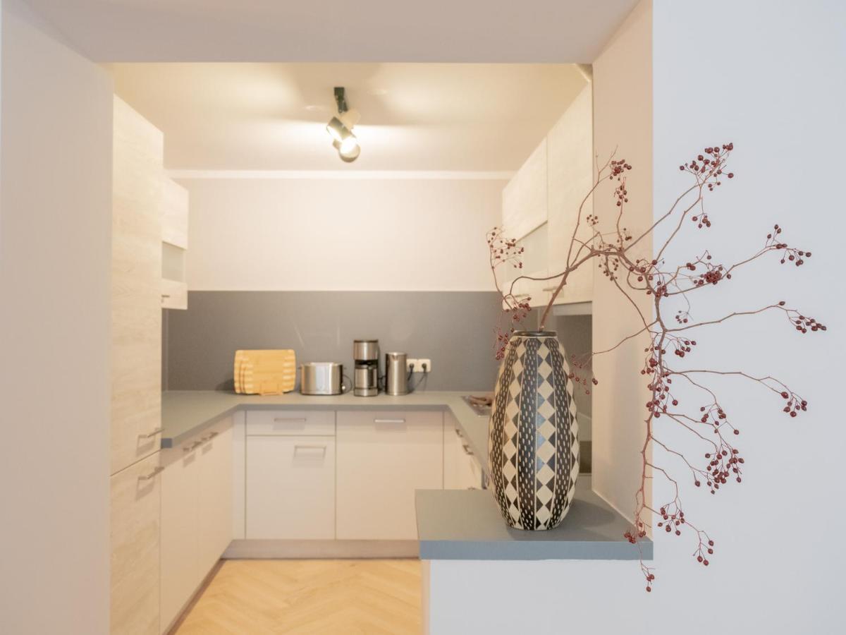 Sellin - Auszeit Mit Eigenem Seezugang Und Sonnengarten Apartment
